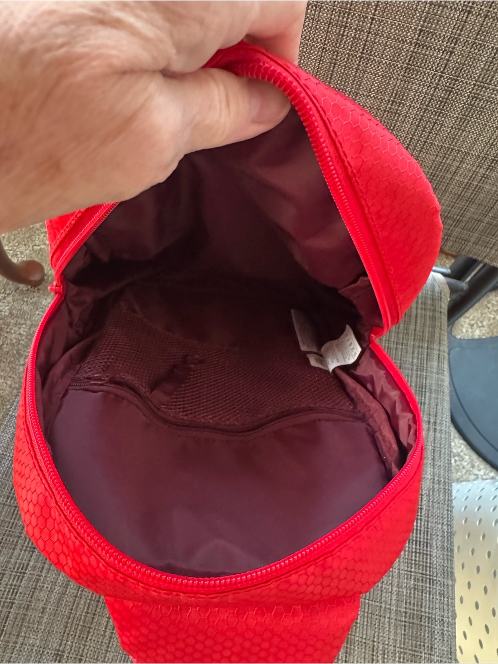 Reebok Sling Mini Backpack Red & White - Picture 5 of 16